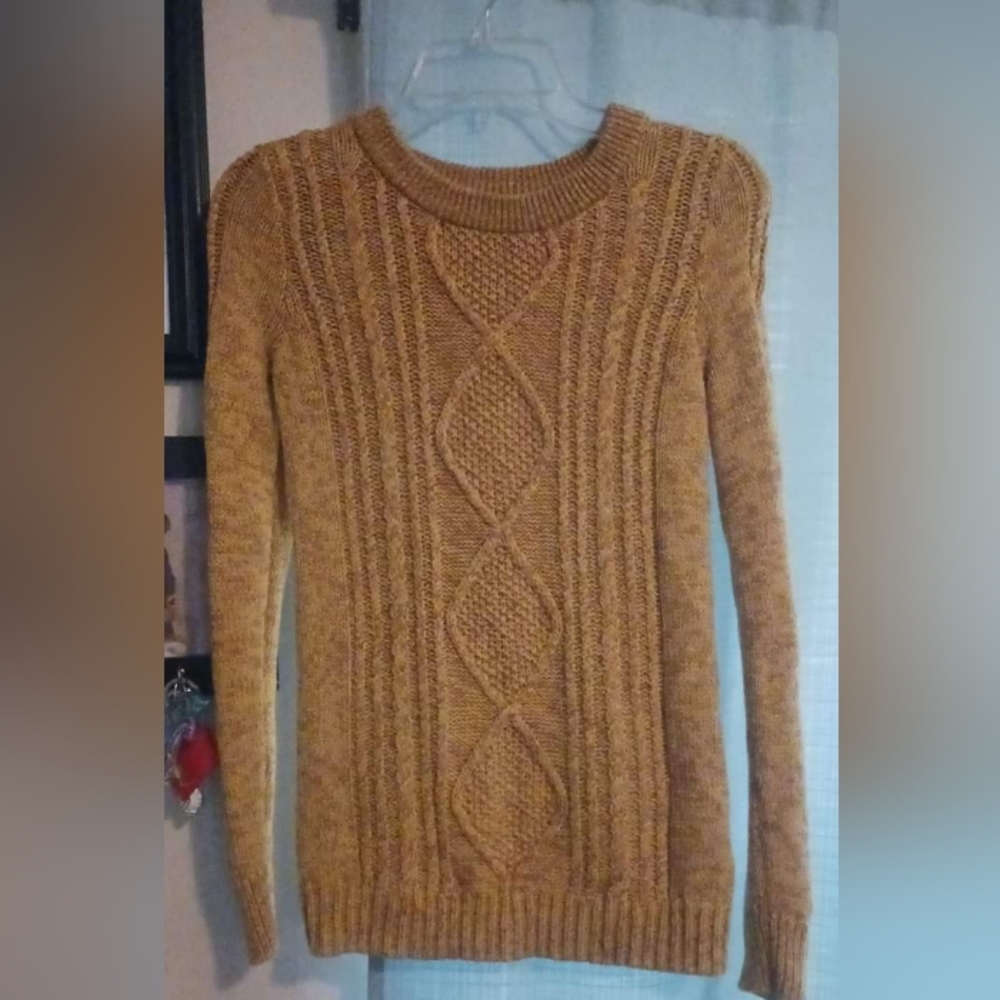 Old Navy sweater mustard color size xs